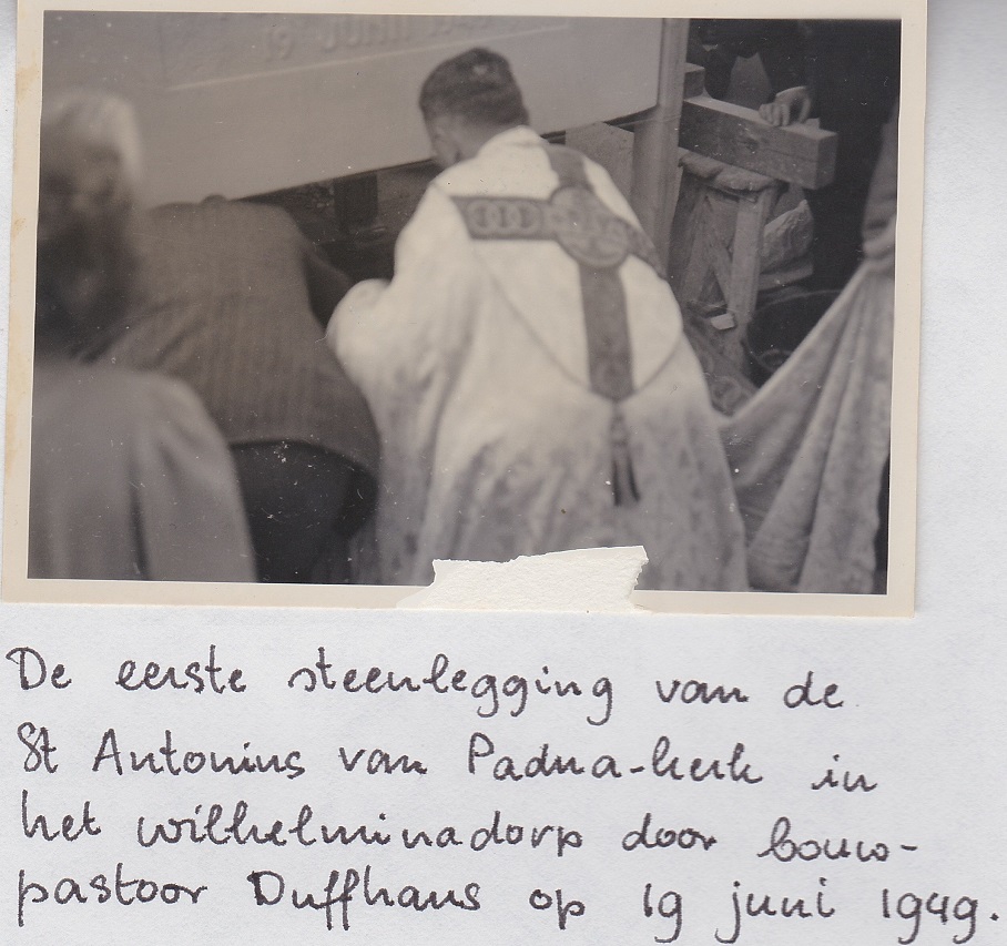 19 juni 1949 Eerste steen